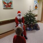 Spotkanie ze Św. Mikołajem w Oddziale dla Osób z Autyzmem Dziecięcym