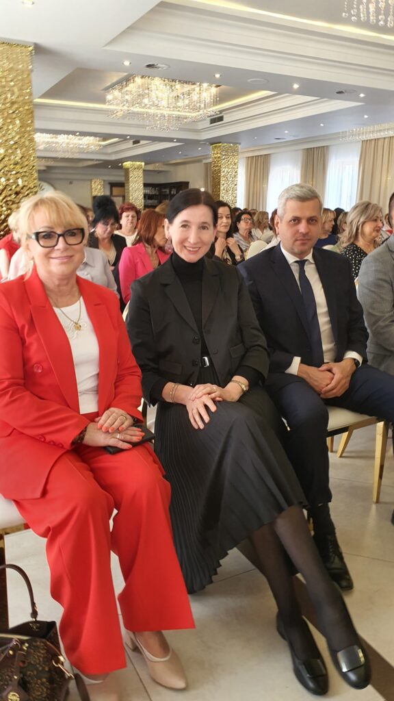 Konferencja z okazji międzynarodowego dnia pielęgniarek i położnych 1